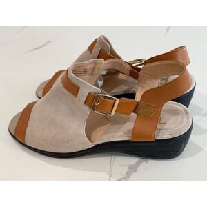 Gravity Defyer Women's Beige Leather Slingback Sandals Size 11M Versoshock Shoes